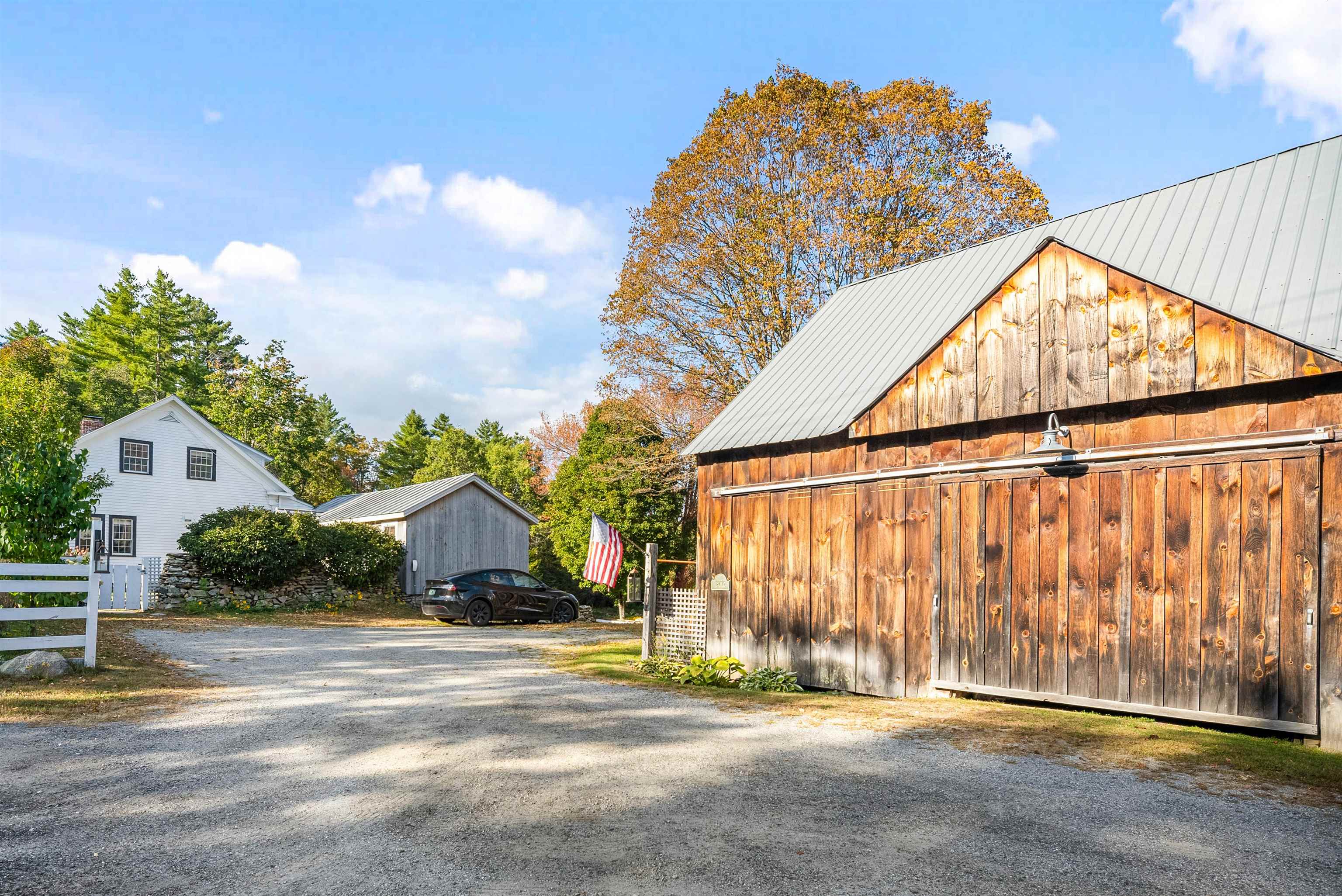 3715 Highway 11 Londonderry, VT 05148 - Photo 32 of 39