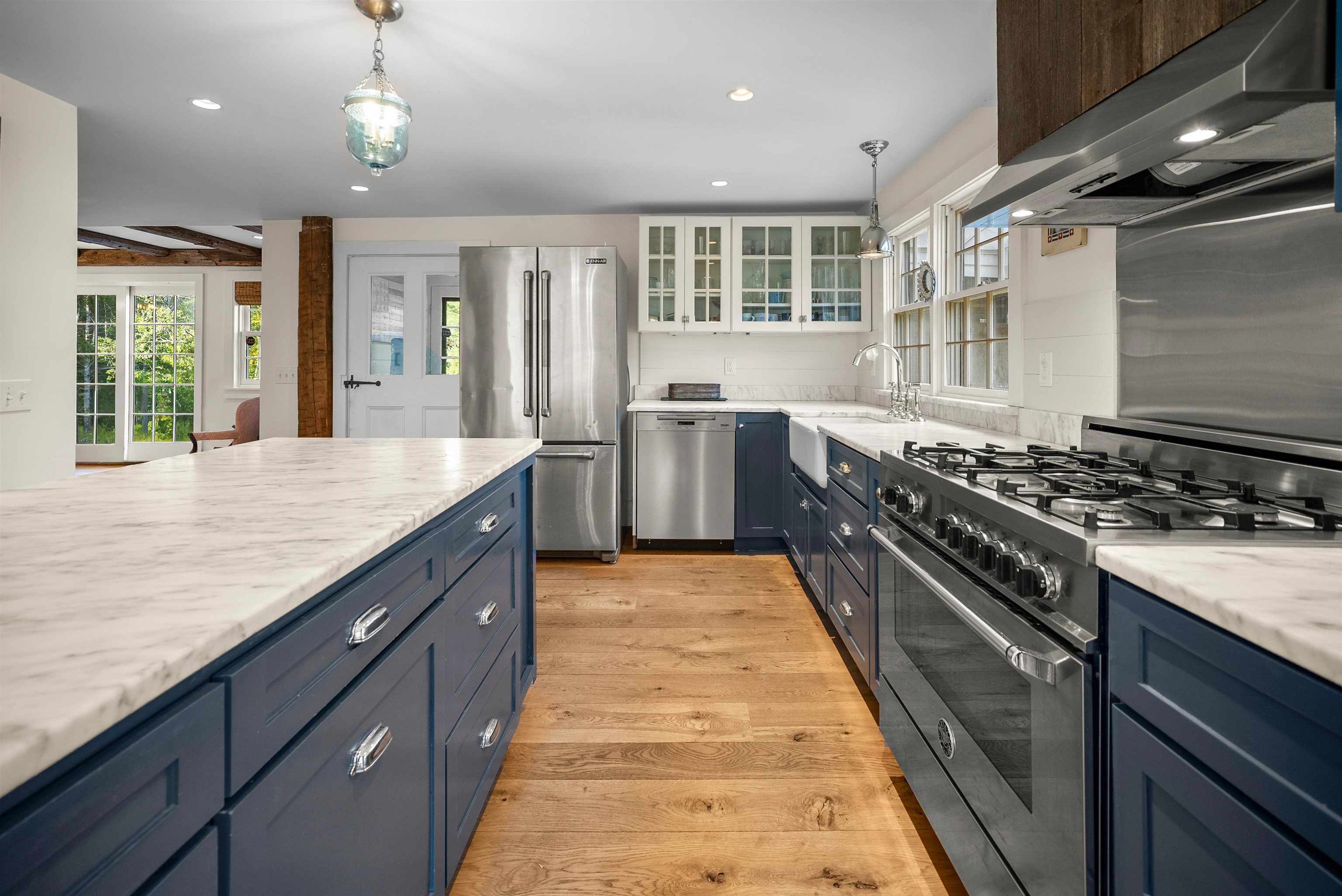 3715 Highway 11 Londonderry, VT 05148 - Photo 5 of 39