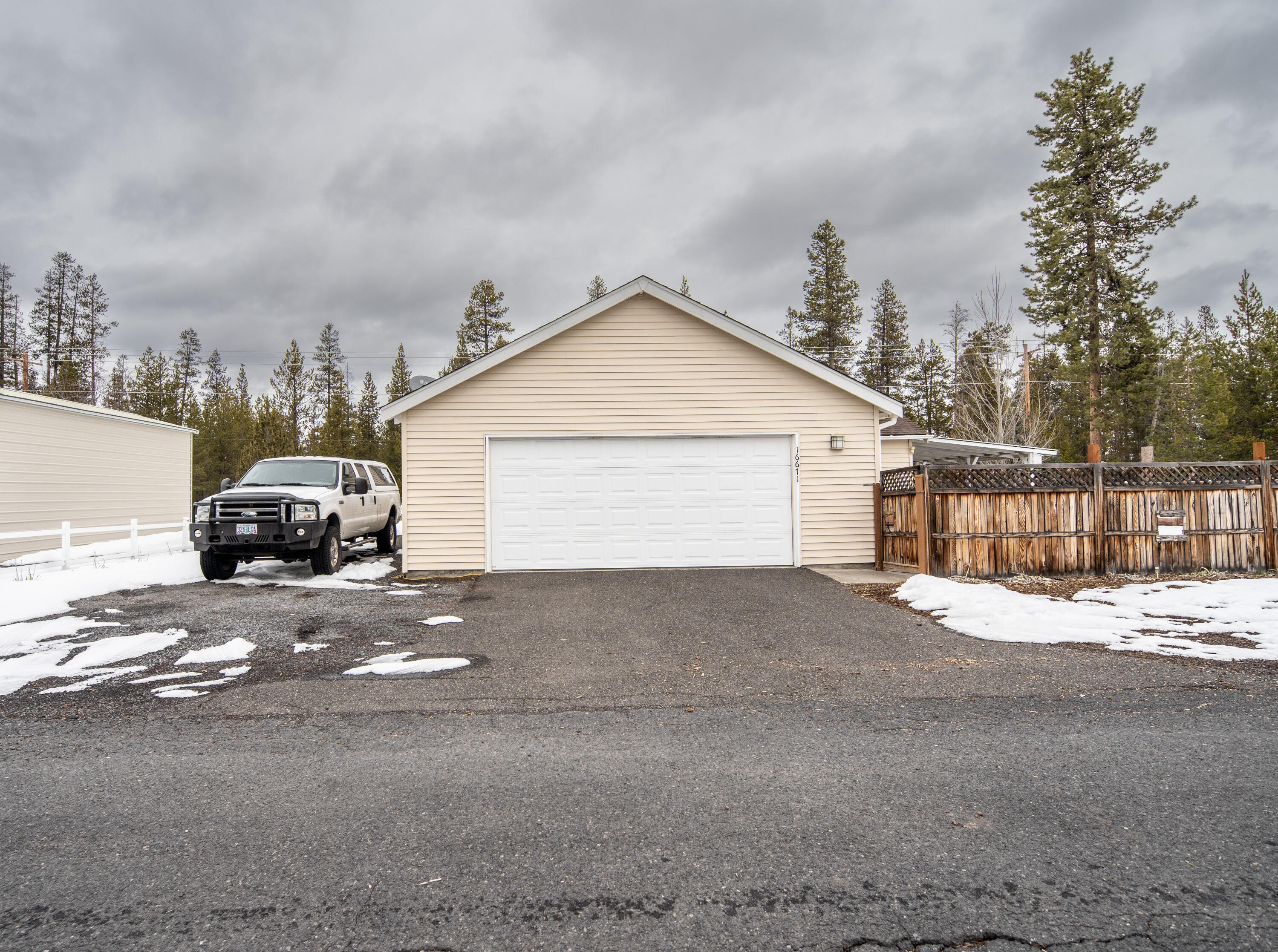 16671 William Foss Road La Pine, OR 97739 - Photo 35 of 35 zman fred gano-2