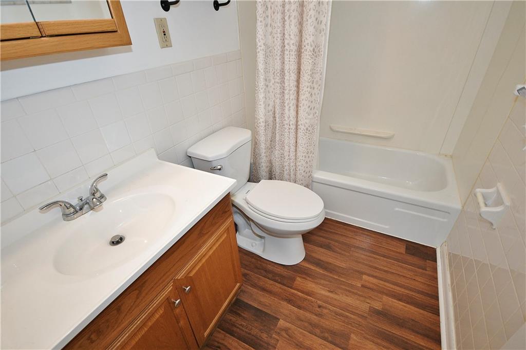 3521-3523 West Run Road Homestead, PA 15120 - Photo 8 of 46 3521 #5