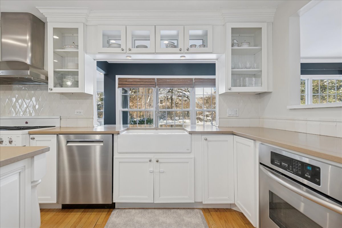 450 West Tower Road Barrington, IL 60010 - Photo 15 of 50 Gallery Image 15