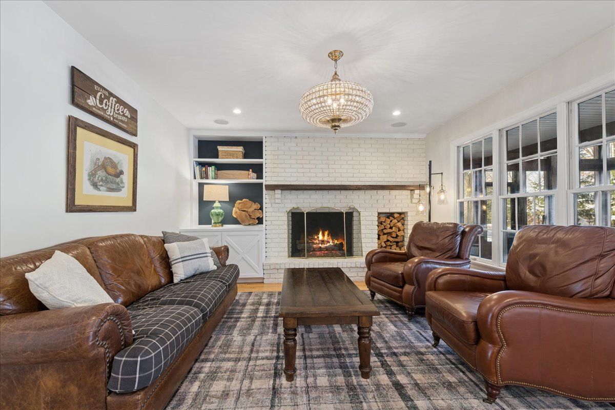 450 West Tower Road Barrington, IL 60010 - Photo 17 of 50 Gallery Image 17