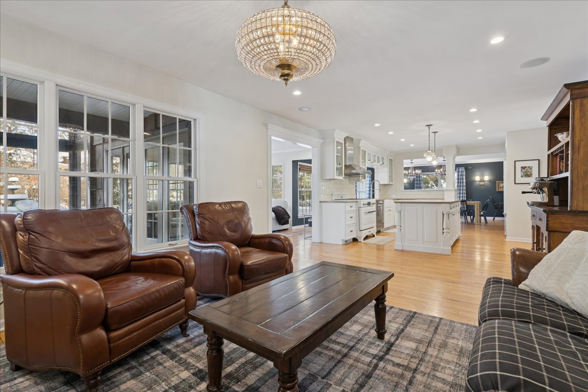 450 West Tower Road Barrington, IL 60010 - Photo 18 of 50 Gallery Image 18