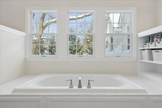 $1,275,000 | 450 West Tower Road, Barrington, IL 60010