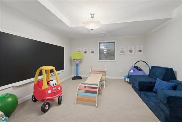 $1,275,000 | 450 West Tower Road, Barrington, IL 60010