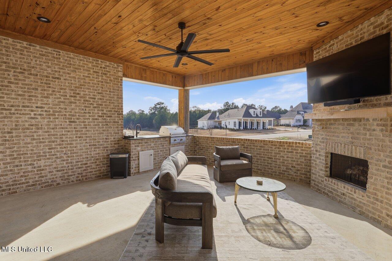 619 Big Vly Loop Flowood, MS 39232 - Photo 37 of 40 619 Big Vly Lp Home Tours MS 37