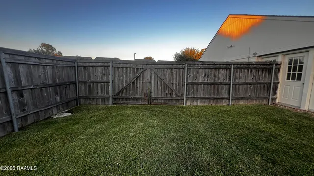 $1,450 | Undisclosed Address, Lafayette, LA 70503