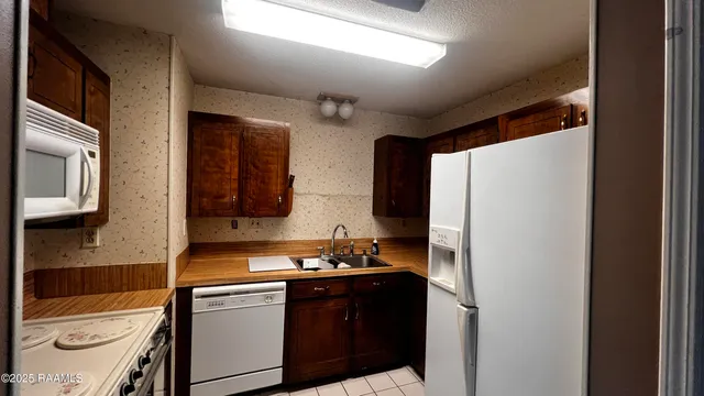 $1,450 | Undisclosed Address, Lafayette, LA 70503