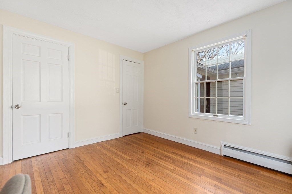 30 Woodside Road Topsfield, MA 01983 - Photo 23 of 42 an empty room with a window