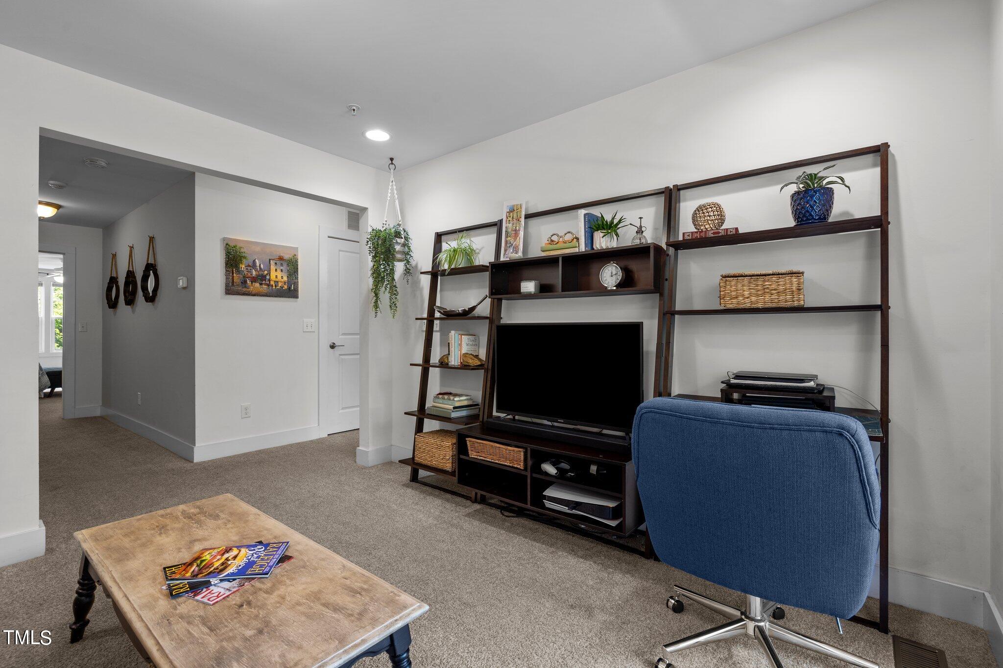 521 North Person Street, Unit 103 Raleigh, NC 27604 - Photo 23 of 54 22-web-or-mls-_NFP2598