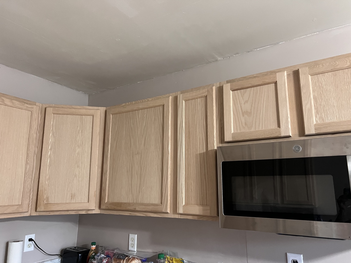 211 Hickory Drive Roberts, IL 60962 - Photo 13 of 14 a view of an empty room with a window