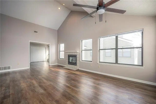 $190,000 | 8848 West 106th Street, Overland Park, KS 66212