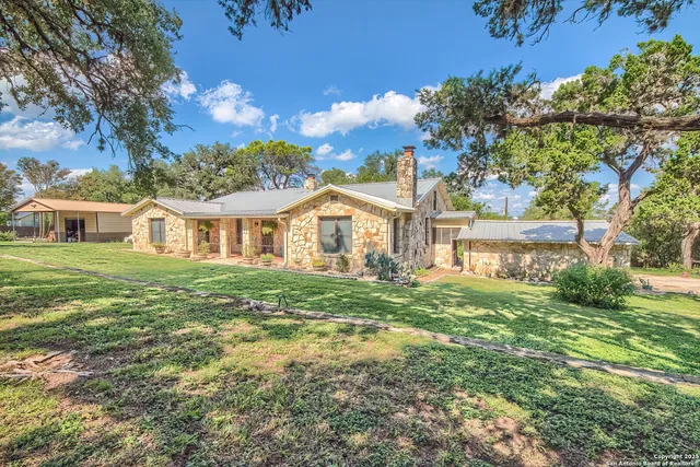 $532,000 | 6986 County Road 271, Mico, TX 78056