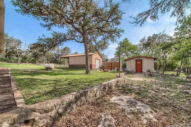 $532,000 | 6986 County Road 271, Mico, TX 78056