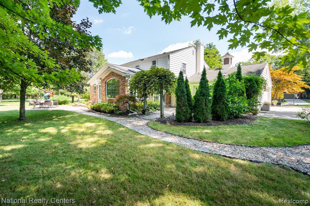 31467 Old Cannon Road Beverly Hills, MI 48025 - Photo 31 of 35