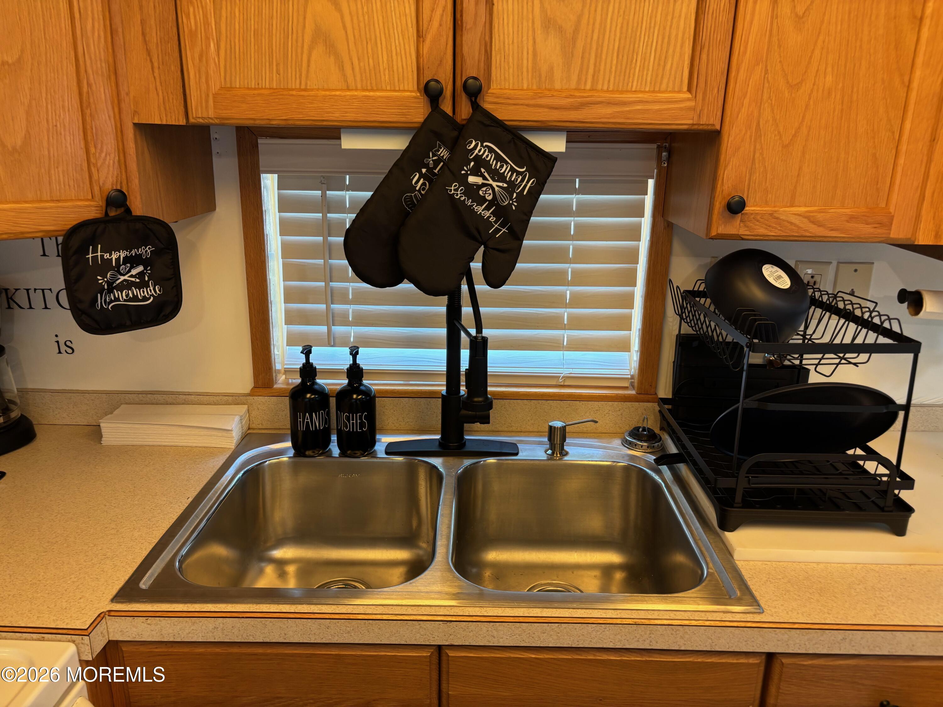 724 Monmouth Road, Unit 14 Cream Ridge, NJ 08514 - Photo 7 of 21 IMG_1403