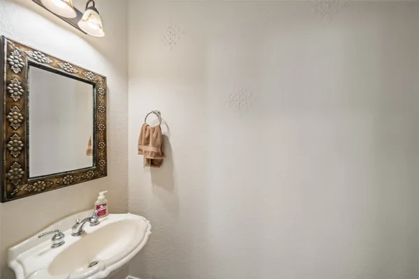 $535,000 | 6010 Foxland Court, Spring, TX 77379