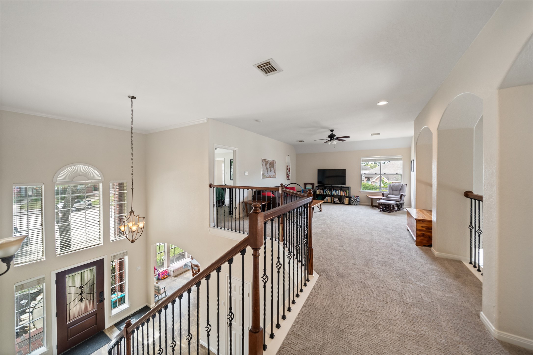 6010 Foxland Court Spring, TX 77379 - Photo 21 of 43 Once upstairs, you get to enjoy the new carpet & all the open space.