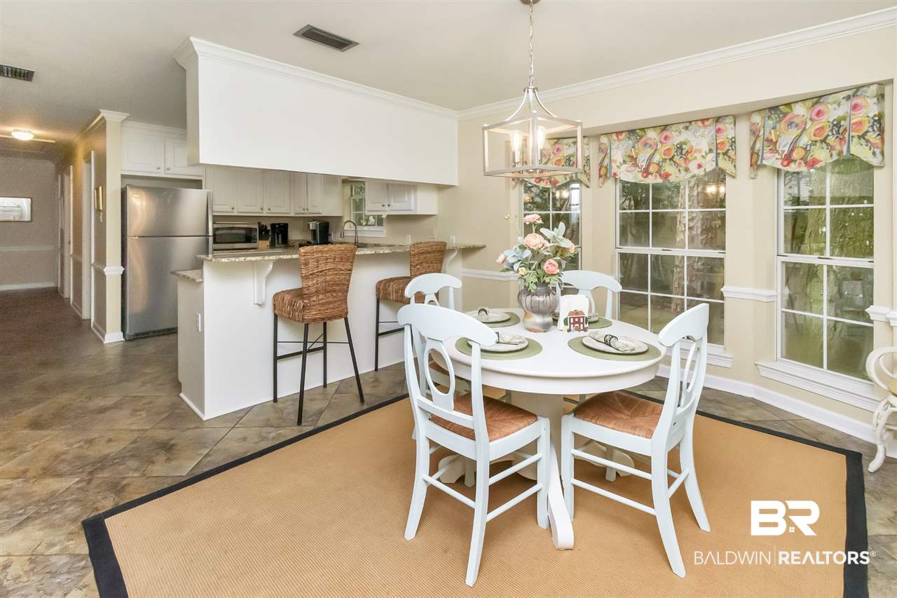 907 Wesley Avenue Mobile, AL 36609 - Photo 10 of 36