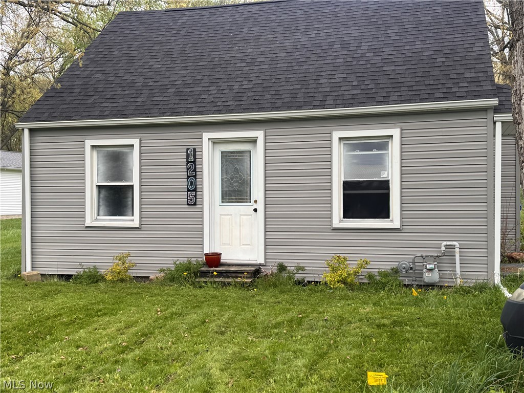 1205 Shannon Road Girard, OH 44420 - Photo 1 of 26