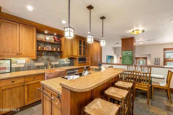 $3,050,000 | 1476 Westhaven Drive, Unit 20, Vail, CO 81657