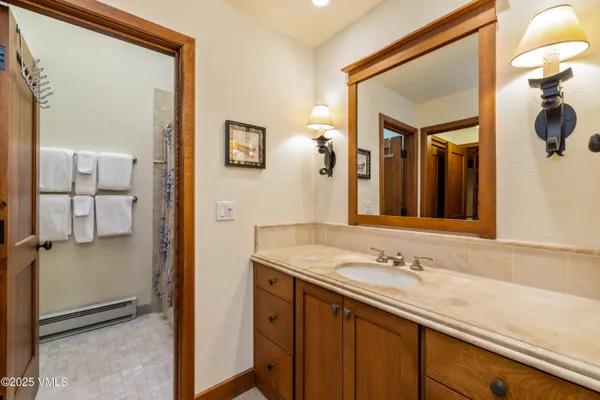 $3,050,000 | 1476 Westhaven Drive, Unit 20, Vail, CO 81657