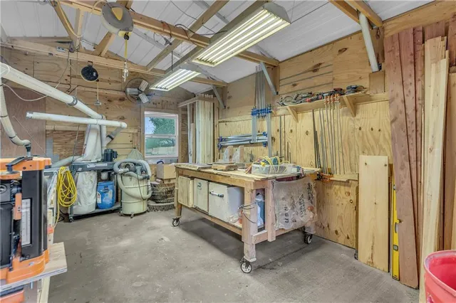 $269,000 | 1404 South Grand Avenue, El Dorado Springs, MO 64744