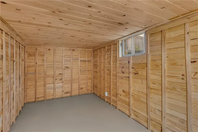 $269,000 | 1404 South Grand Avenue, El Dorado Springs, MO 64744