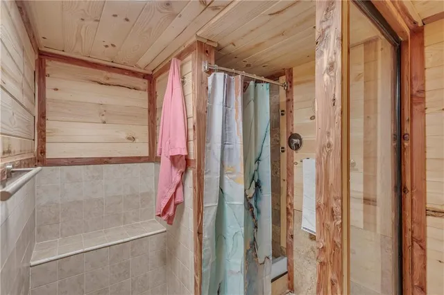 $269,000 | 1404 South Grand Avenue, El Dorado Springs, MO 64744