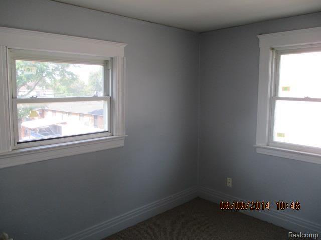 108 Oak Street River Rouge, MI 48218 - Photo 11 of 13 IMG_6336.jpg