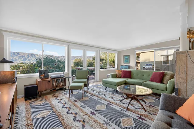 $1,645,000 | 165 Feliz Drive, Oak View, CA 93022