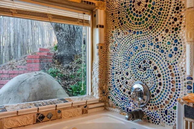 $1,645,000 | 165 Feliz Drive, Oak View, CA 93022