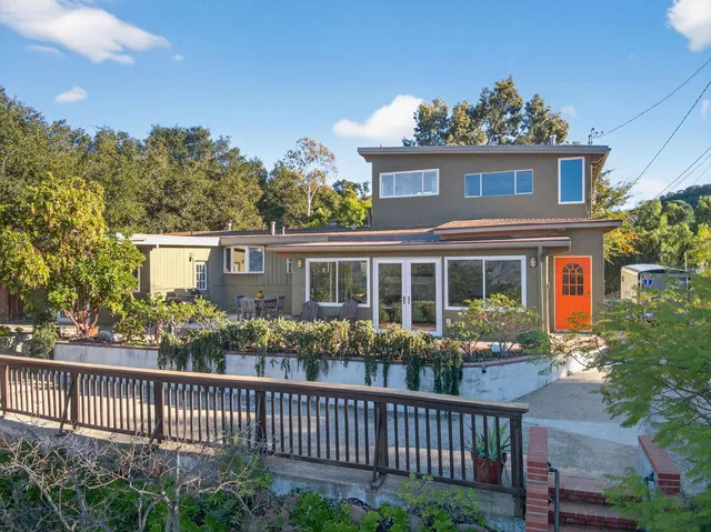 $1,645,000 | 165 Feliz Drive, Oak View, CA 93022