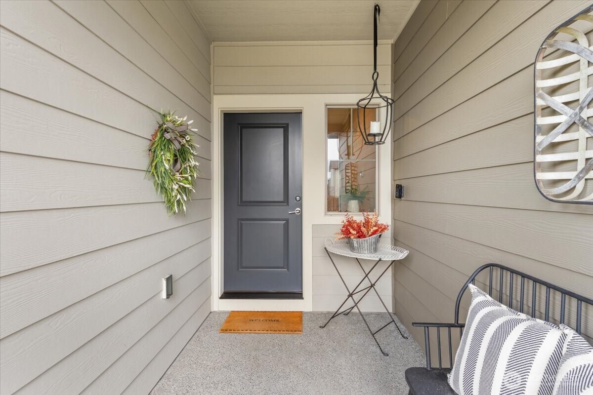 432 South Sergeant Street Buckley, WA 98321 - Photo 2 of 40