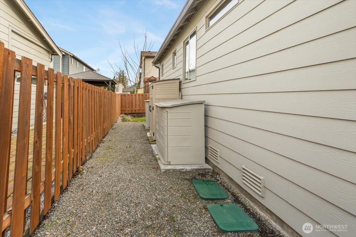 432 South Sergeant Street Buckley, WA 98321 - Photo 39 of 40