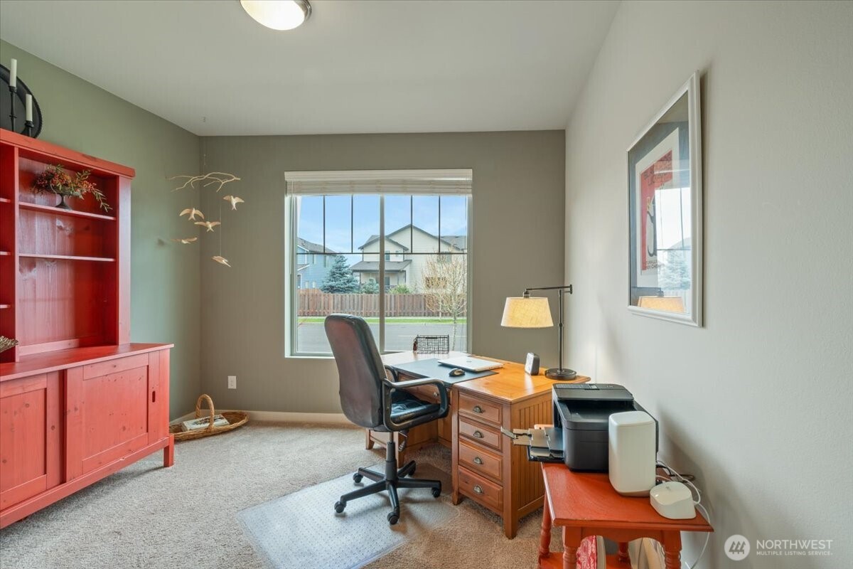 432 South Sergeant Street Buckley, WA 98321 - Photo 4 of 40