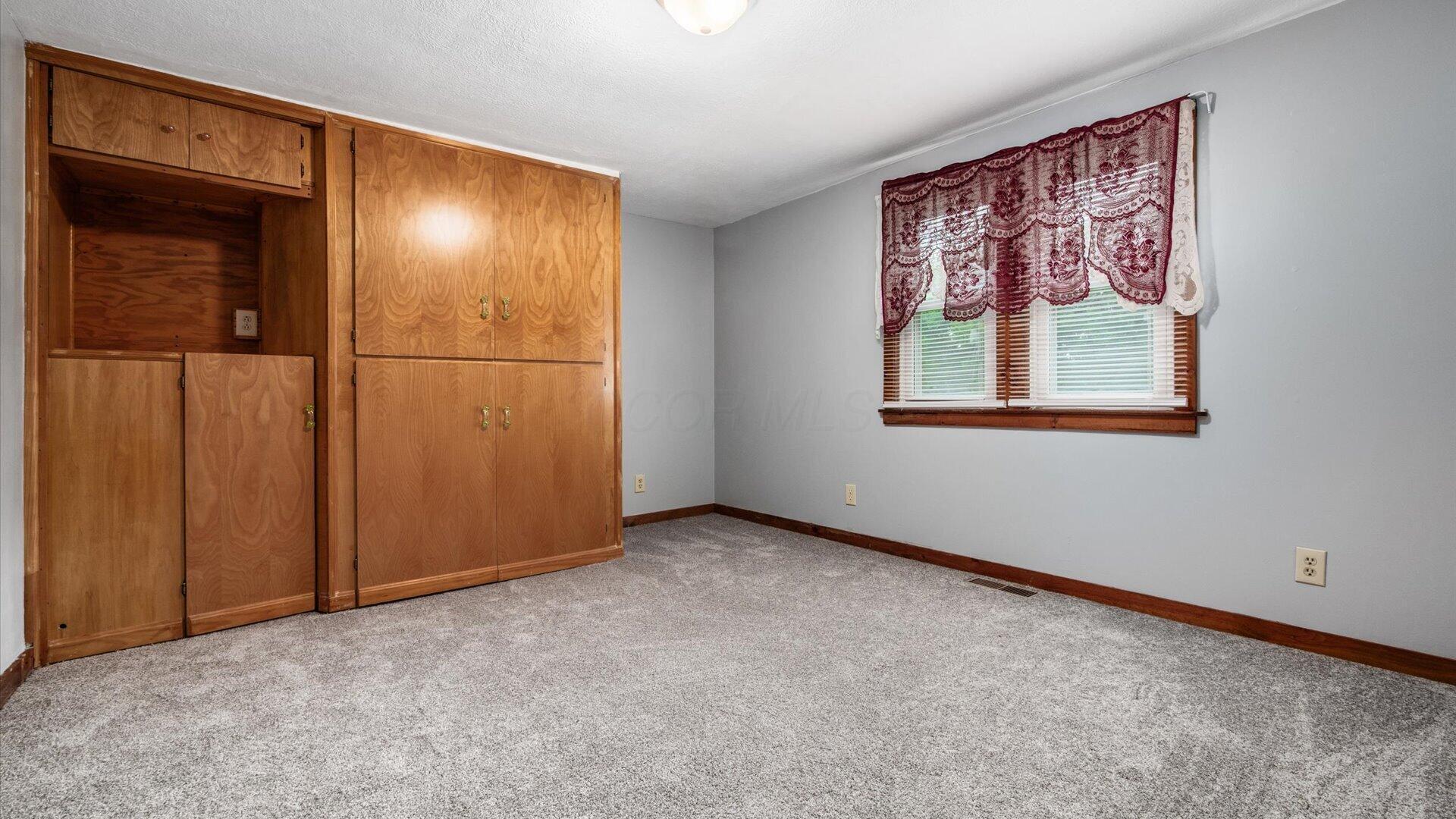 168 Waterworks Road Newark, OH 43055 - Photo 12 of 36 Bedroom #1