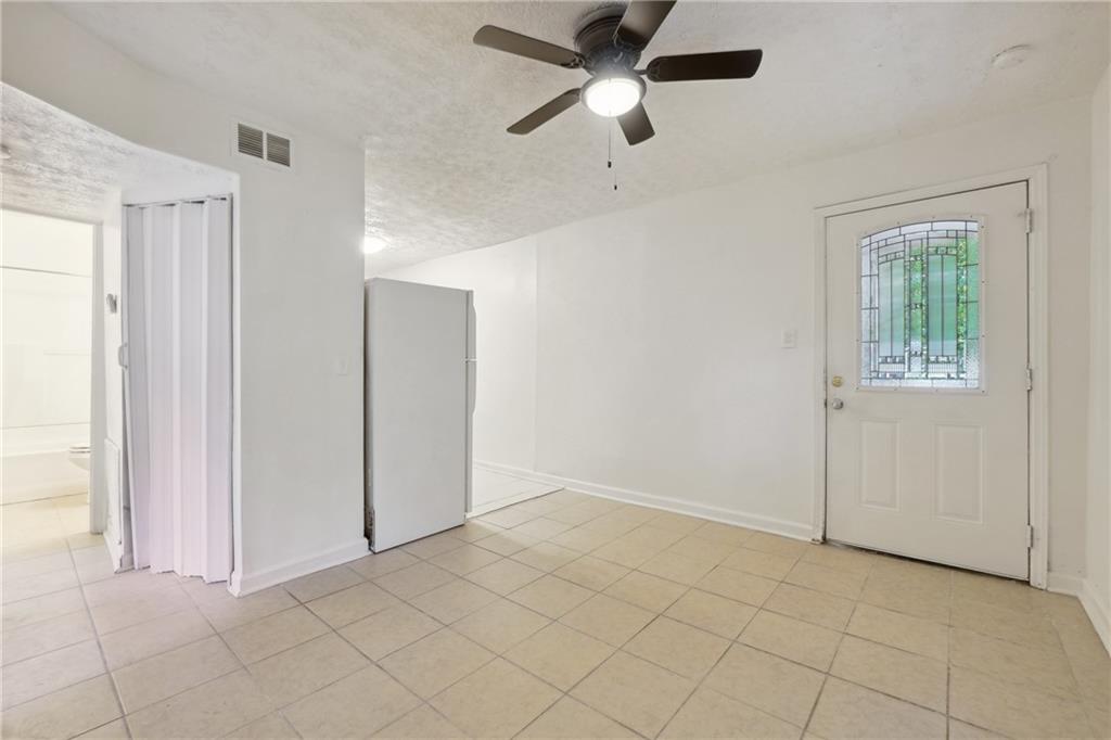 324 Brooks Avenue Southwest, Unit A Atlanta, GA 30310 - Photo 4 of 25