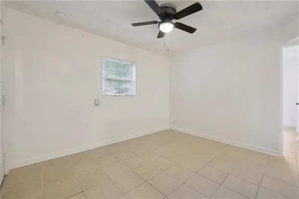 $1,000 | 324 Brooks Avenue Southwest, Unit A, Atlanta, GA 30310