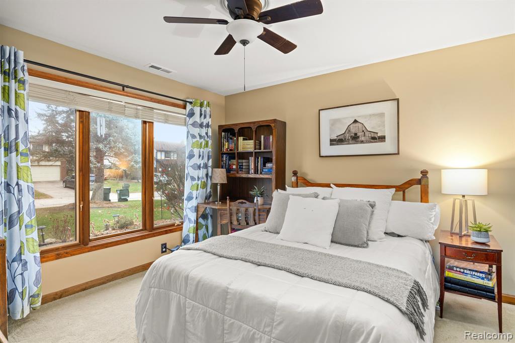 591 Lockport Road Rochester Hills, MI 48307 - Photo 13 of 40