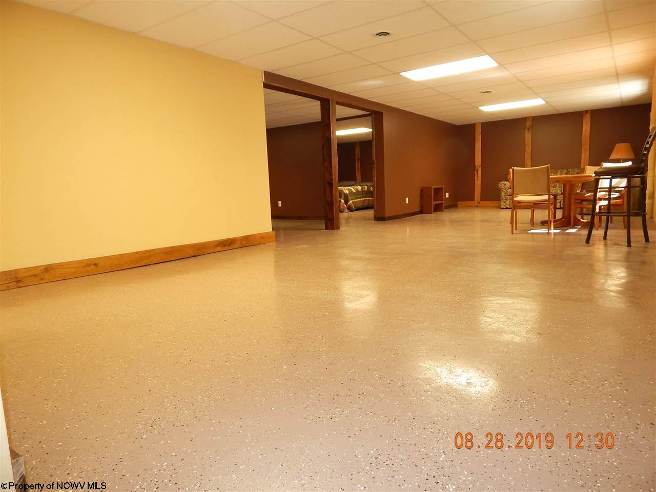 1008 Mudlick Run Road Fairmont, WV 26554 - Photo 12 of 20 Gallery Image 12