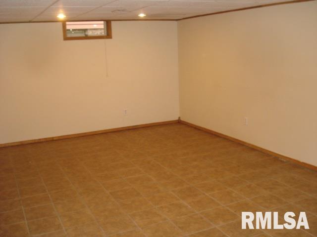 1108 3rd Street Moline, IL 61265 - Photo 11 of 14 Gallery Image 11
