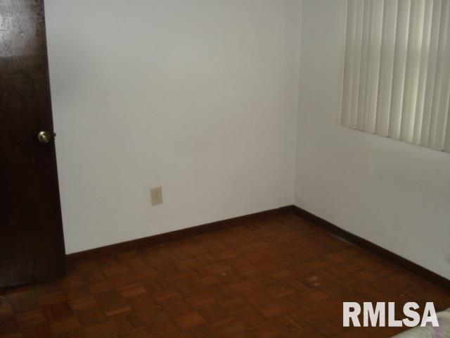 1108 3rd Street Moline, IL 61265 - Photo 9 of 14 Gallery Image 9