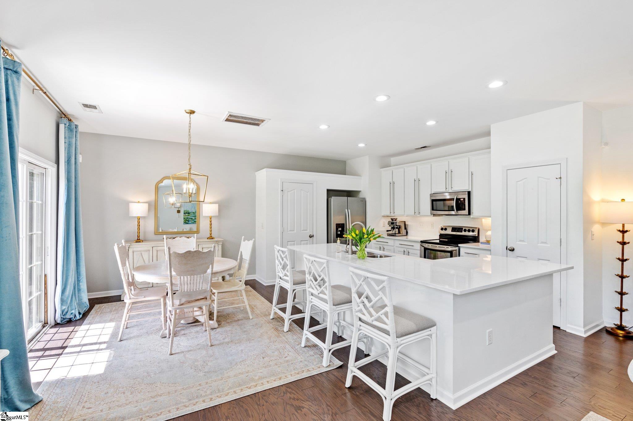 207 Knoll Ridge Drive Greer, SC 29650 - Photo 11 of 35 Gallery Image 11