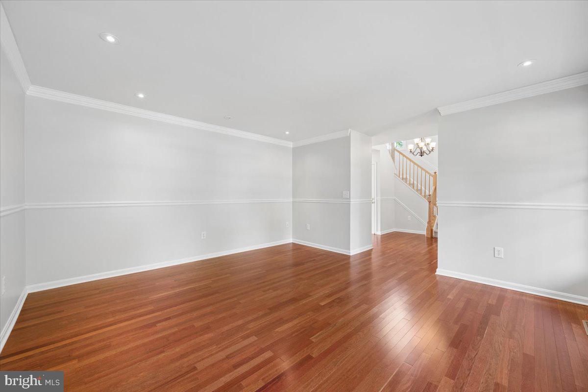 17225 General Custer Way Poolesville, MD 20837 - Photo 11 of 127 Gallery Image 11