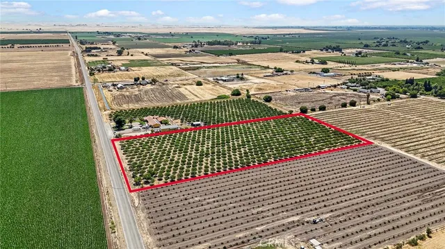$450,000 | 0 East Childs Avenue, Le Grand, CA 95333
