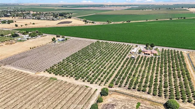 $450,000 | 0 East Childs Avenue, Le Grand, CA 95333