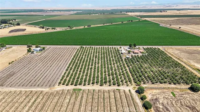 $450,000 | 0 East Childs Avenue, Le Grand, CA 95333