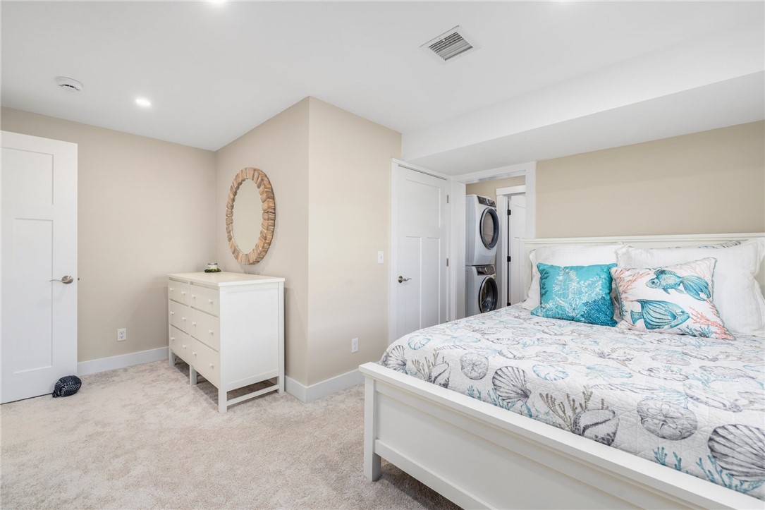 81 South Pier Road Narragansett, RI 02882 - Photo 33 of 49 Separate Accessory Unit