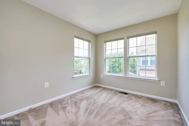 $3,200 | 4100 Fountainside Lane, Fairfax, VA 22030